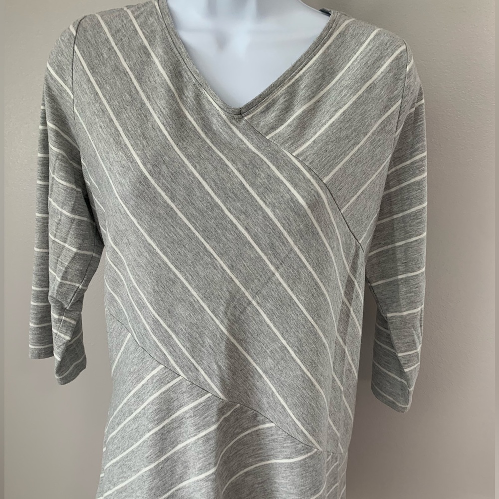 N Touch Gray Top